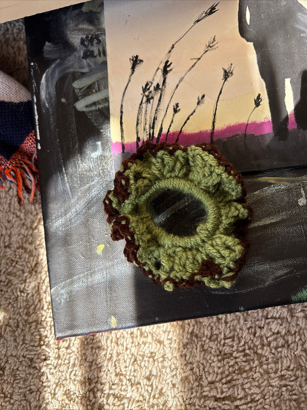 Crocheted scrunchy